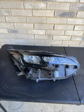 81110-08100 Toyota 2021 2022 2023 Sienna Right Passenger Full Led Headlight Oem