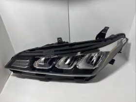 81150-07201 Toyota Avalon Xle/avalon Hybrid 2019-22 Lh Driver Headlight Cracked