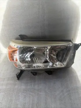 Ty1154-a001r Toyota 2010-2013 4runner Headlight Halogen Right Passenger Side Oem