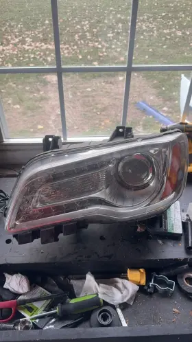 20-9218-00 Tyc Headlight Assembly-regular Fits 11-14 Chrysler 300 20-9218-00 Tyc Headlight Assembly-regular Fits 11-14 Chrysler 300