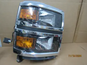 20-9575-90-9 Tyc 2015 Chevy Silverado Right Passenger Side Headlight Aftermarket Scratched Lens 20-9575-90-9 Tyc 2015 Chevy Silverado Right Passenger Side Headlight Aftermarket Scratched Lens