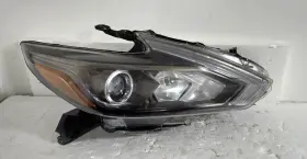 20-9787-90 Tyc 2016 2017 2018 Nissan Altima Headlight Right Passenger Side