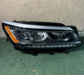 561.941.036.a Volkswagen 2016-2019 Passat Front Right Passenger Led Headlight Oem Used 561.941.036.a Volkswagen 2016-2019 Passat Front Right Passenger Led Headlight Oem Used