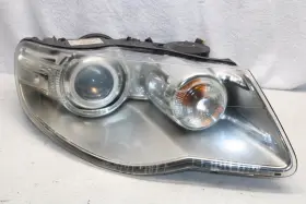 7l6941032 Volkswagen 2008-2010 Touareg Right Side Headlight Assembly Xenon Genuine Oem 7l6941032 Volkswagen 2008-2010 Touareg Right Side Headlight Assembly Xenon Genuine Oem