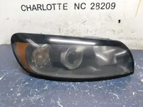 30657181 Volvo 08-10 C30 Right Passenger Front Halogen Headlight 3065718 30657181 Volvo 08-10 C30 Right Passenger Front Halogen Headlight 3065718