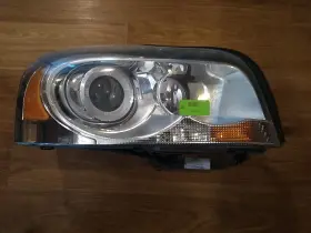 31217052 Volvo 2007-2014 Xc90 Passenger Side Right Xenon Hid Adaptive Headlight