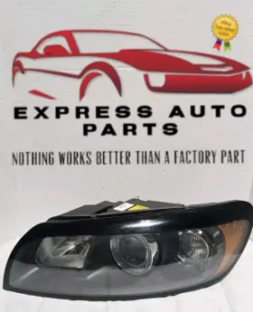 31283273 Volvo 07-10 C30 Left Driver Halogen Headlight