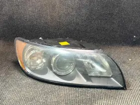313352163 Volvo Fits 2004-07 40 Series Headlamp Rh Oem# 313352163 Volvo Fits 2004-07 40 Series Headlamp Rh Oem#
