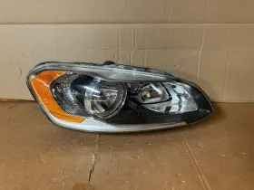 31358114 Volvo 2014-2017 Xc60 Rh Passenger Right Headlight Halogen Oem 31358114 Volvo 2014-2017 Xc60 Rh Passenger Right Headlight Halogen Oem