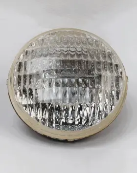 6210462 Volvo Construction Equipment Headlight Assy 6210462 Volvo Construction Equipment Headlight Assy