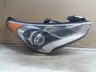 Passenger Headlight Halogen With Projector Fits 13-17 Veloster 262572 Used. Price: $182.00.