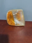 Ford 44ZH -1372B F150 Expedition Right Corner Marker Turn Signal Light 1997-2004 Used. Price: $39.99.