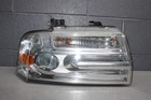 2007 2013 Chevrolet Navigator Right Side Xenon Headlight Oem Used. Price: $237.50.