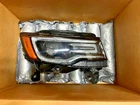 2014-15 Jeep Grand Cherokee Srt Right Bi-xenon Hid Headlight Afs 68142490AF Oem New. Price: $1500.00.