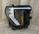 2024-26 Gmc Sierra 2500 / 3500 Rh Headlight Assy Oem Part # 86516404 Used. Price: $619.00.